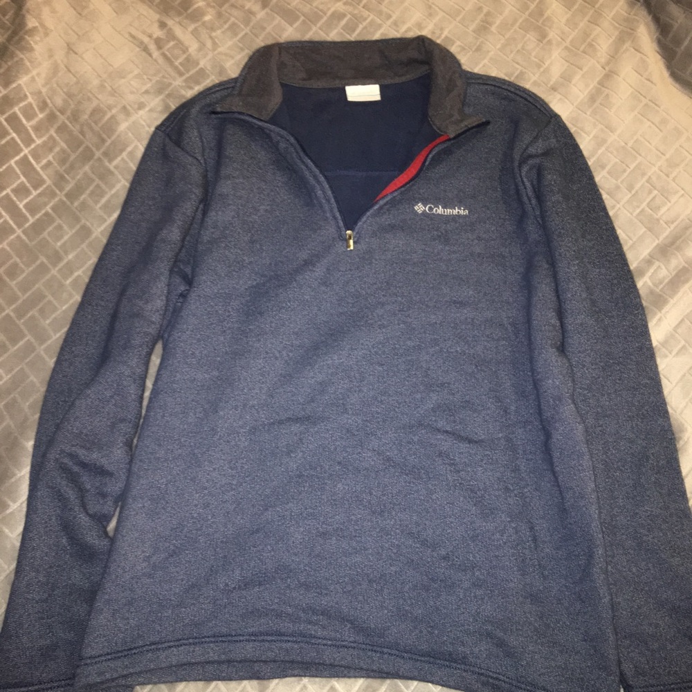 Columbia sweatshirt